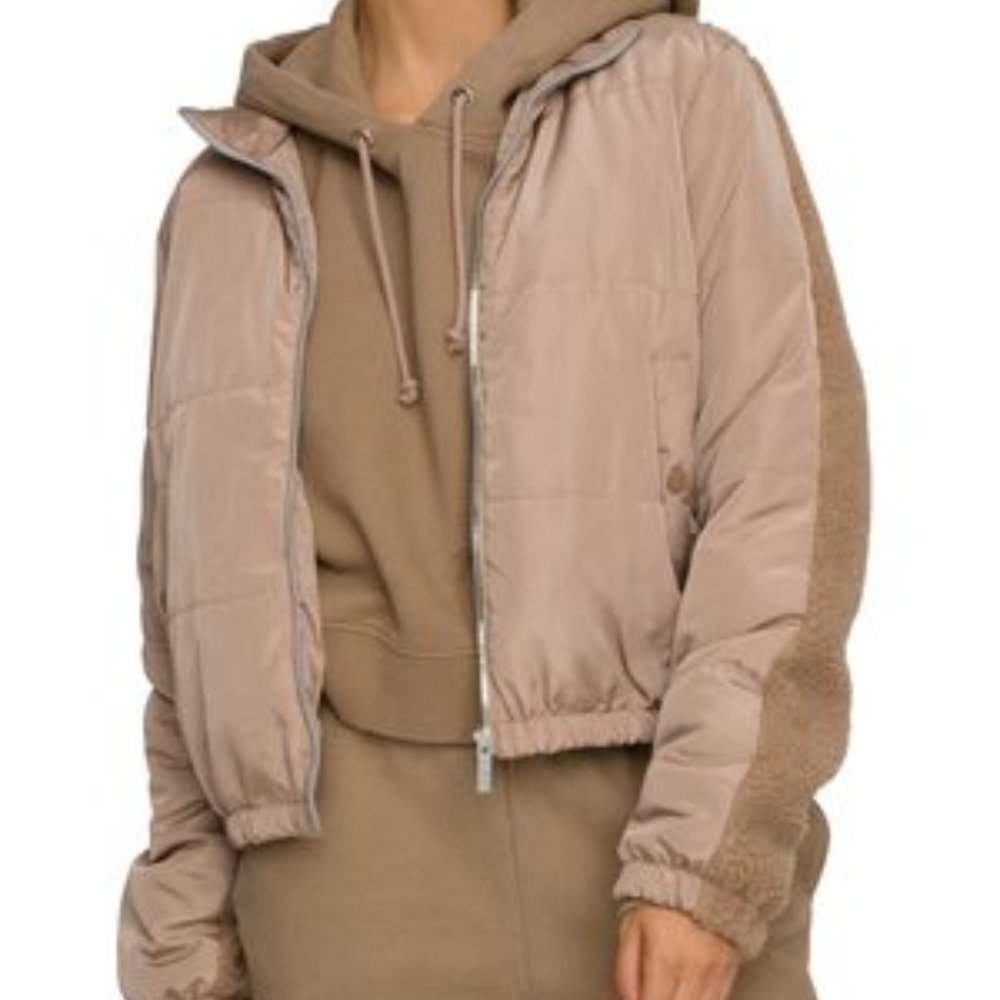 GOOD AMERICAN SHERPA PULLOVER JACKET